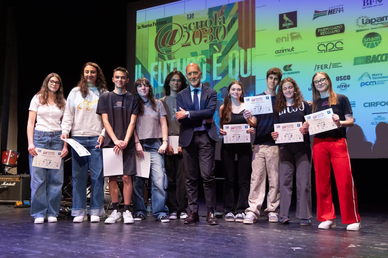 Premiazioni, ospiti e intrattenimento. È la festa di Scuola 2030, il progetto della Nuova Ferrara