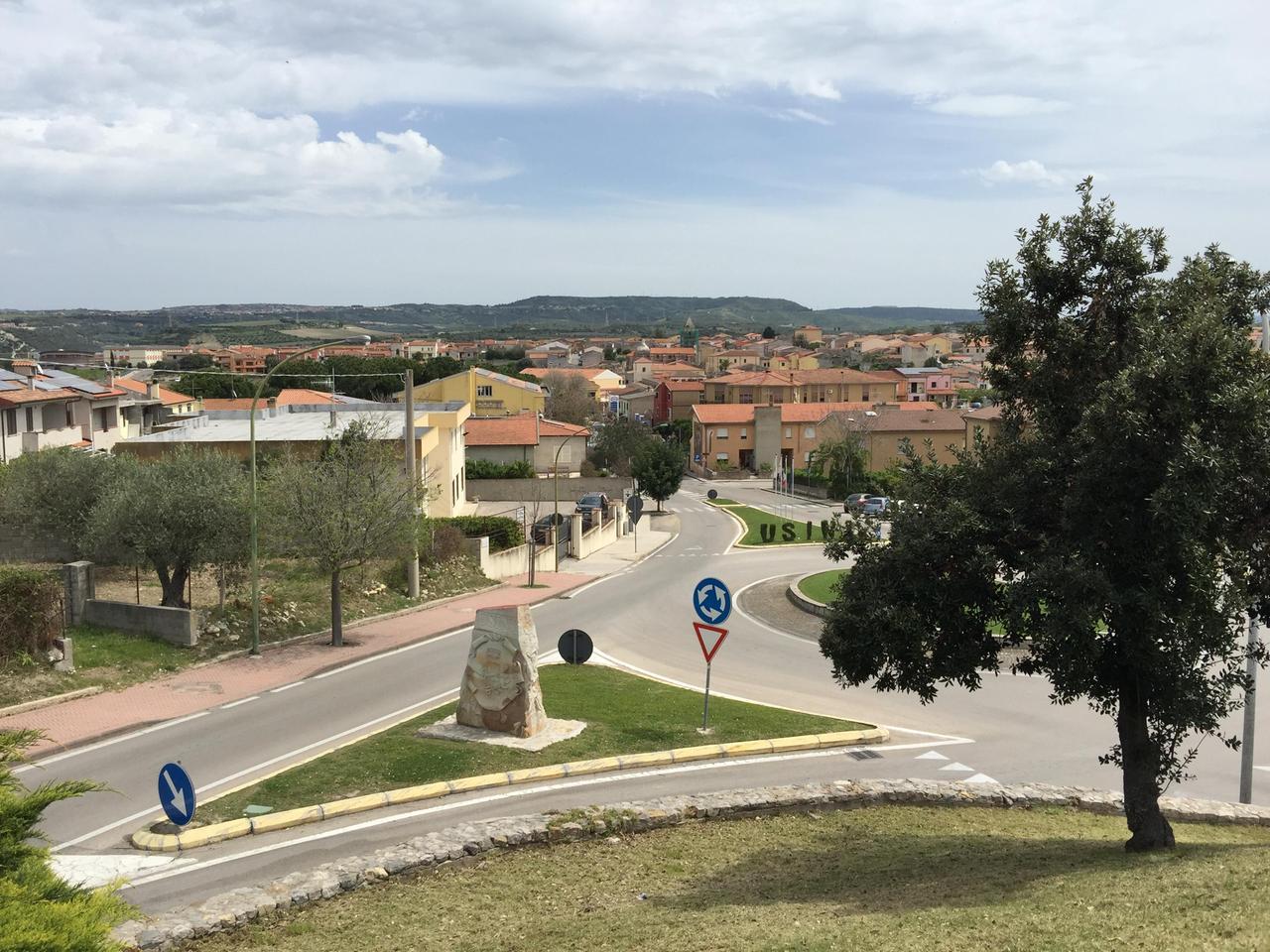 
	Uno scorcio di Usini

