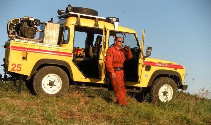 Addio al falegname di 54 anni e anima dell’antincendio