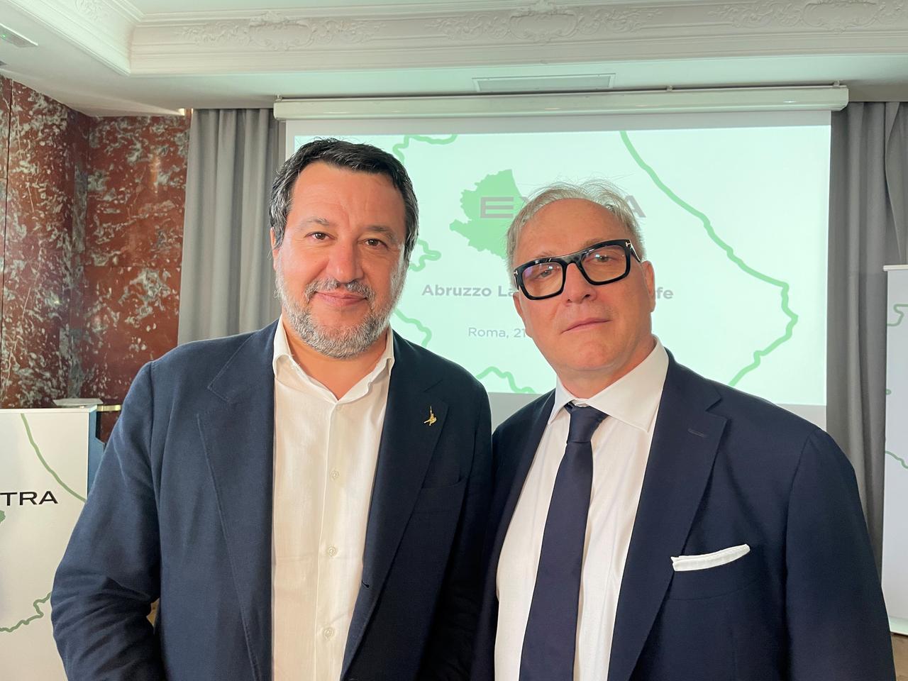 
	Matteo Salvini e Alberto Leonardis

