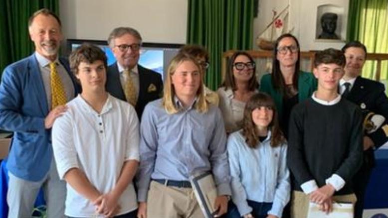All'istituto Nautico di Livorno premiati i migliori studenti dal Corpo piloti: «Siete il nostro futuro»