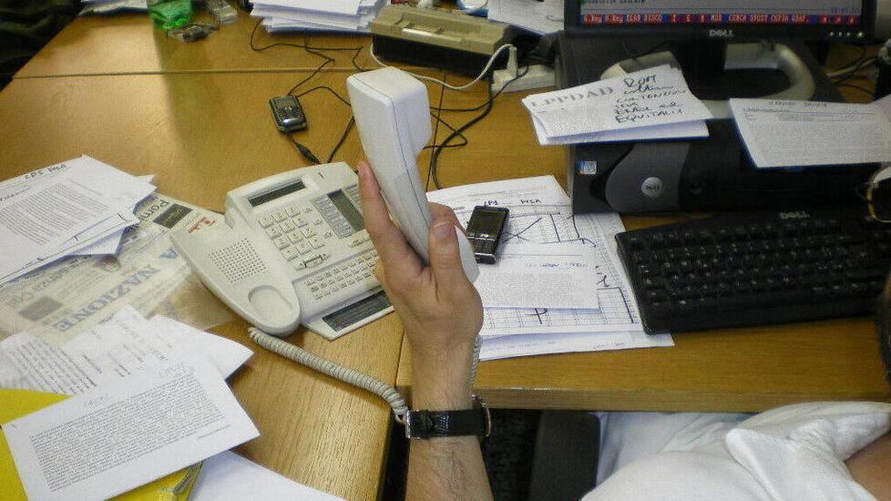 «Da quindici giorni senza linea. Anziani e attività in affanno»<br>