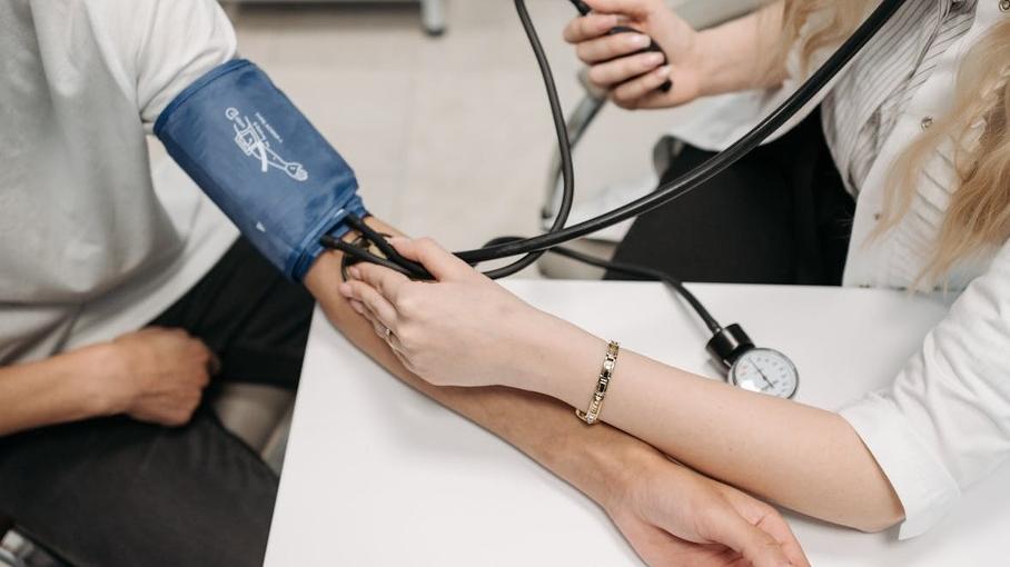 Ferrara, rivoluzione nella sanità ma partenza in salita: mancano cento medici