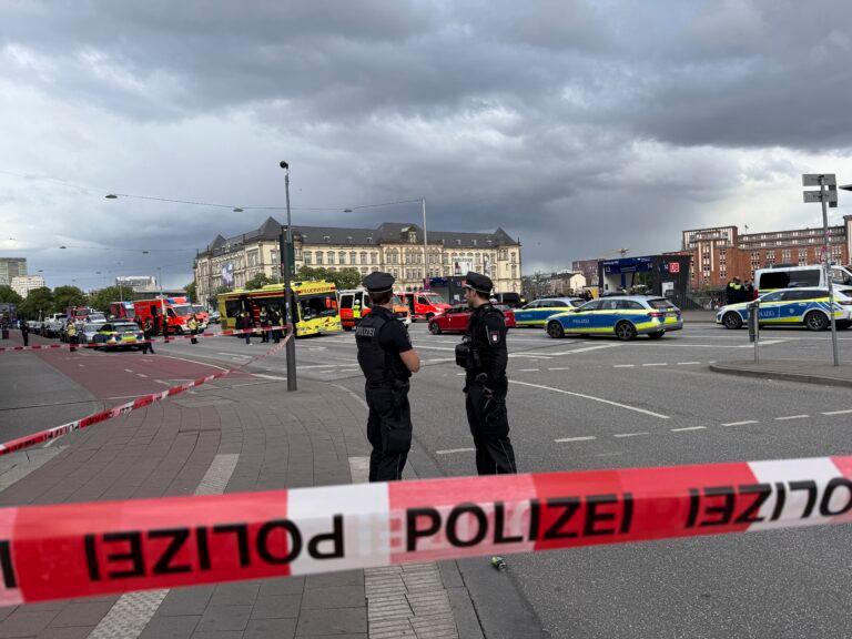 Amburgo, attacco in stazione: diversi feriti