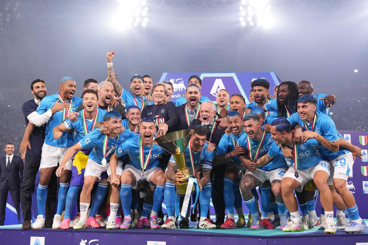 
	Il Napoli festeggia

