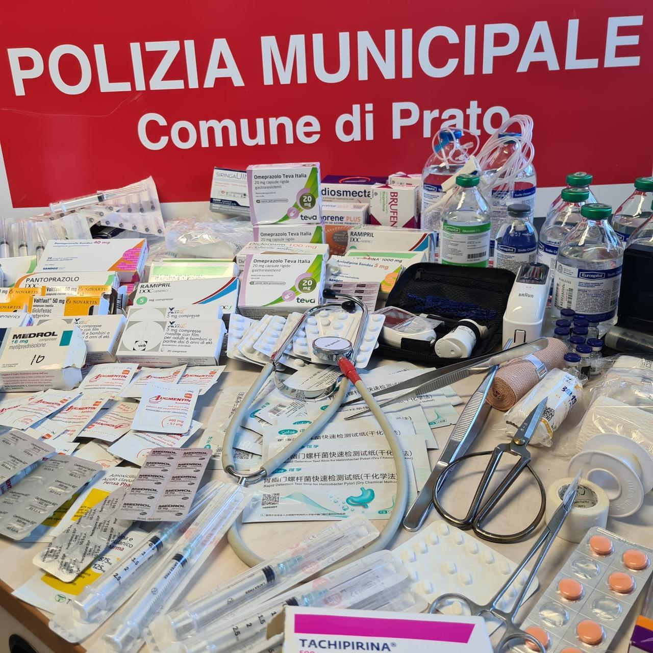 
	I medicinali sequestrati nell'ambulatorio abusivo

