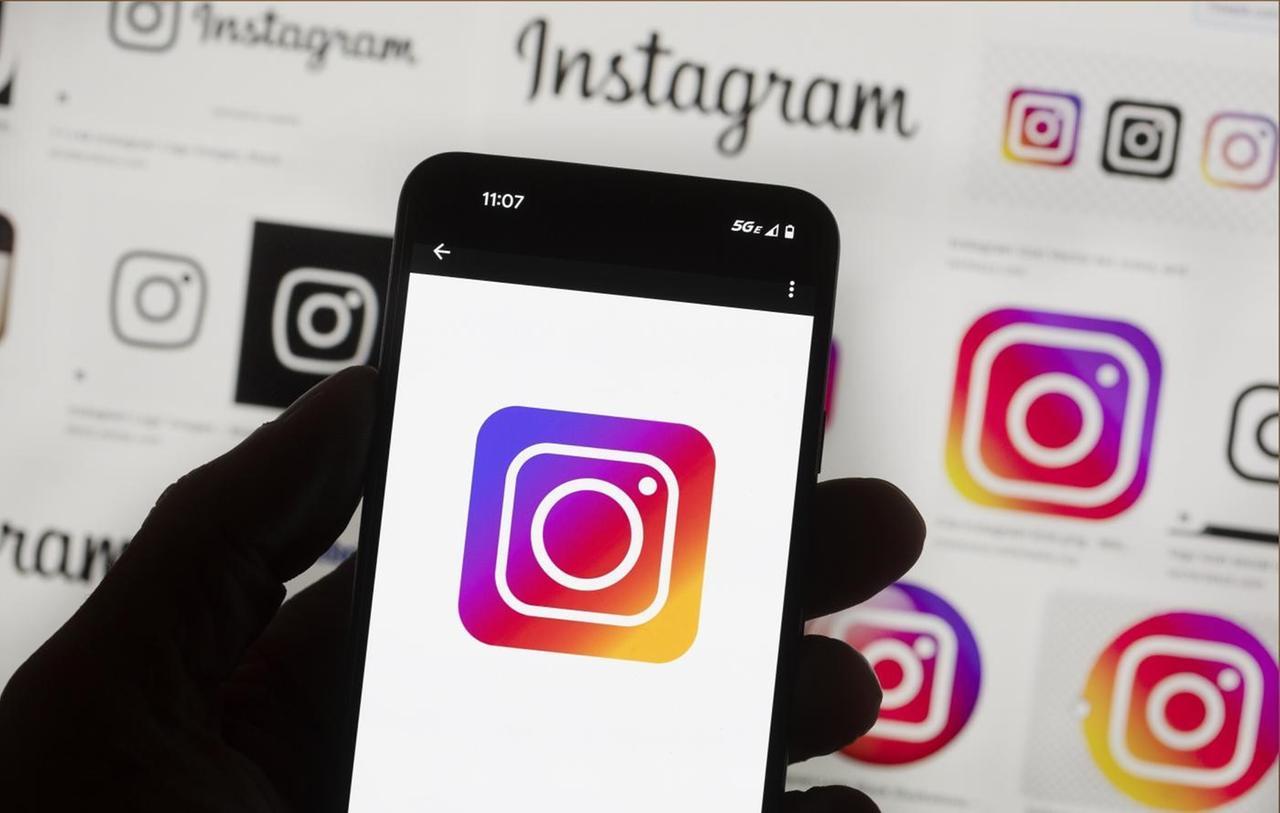 
	L'uomo ha rubato le foto da Instagram

