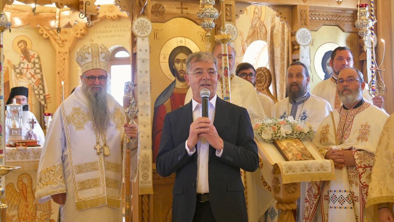 Il sindaco Settimo Nizzi durante la cerimonia (foto di Vanna Sanna)