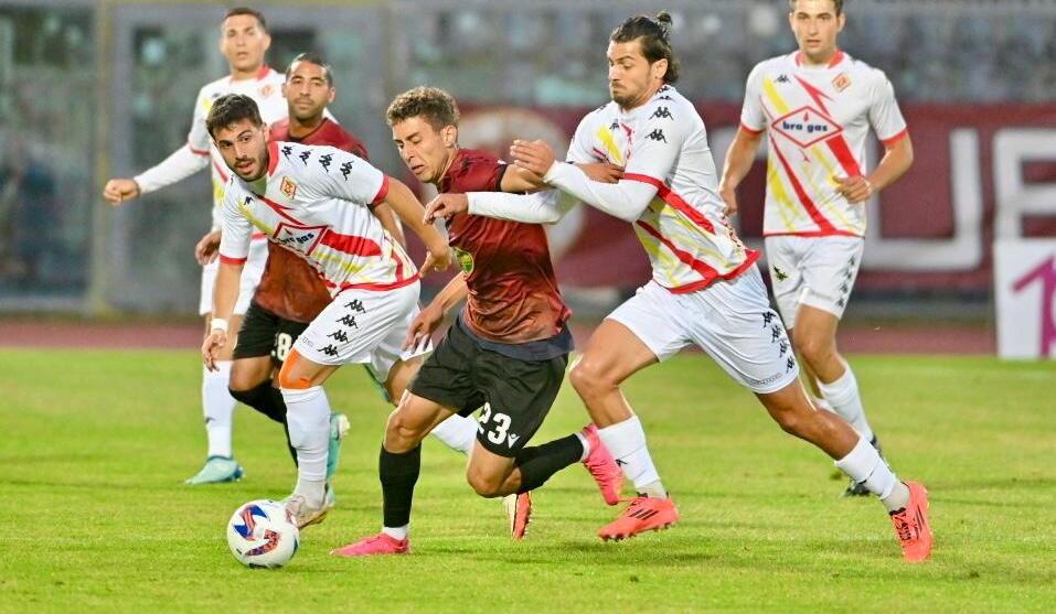 Un'azione del match (foto Stick)