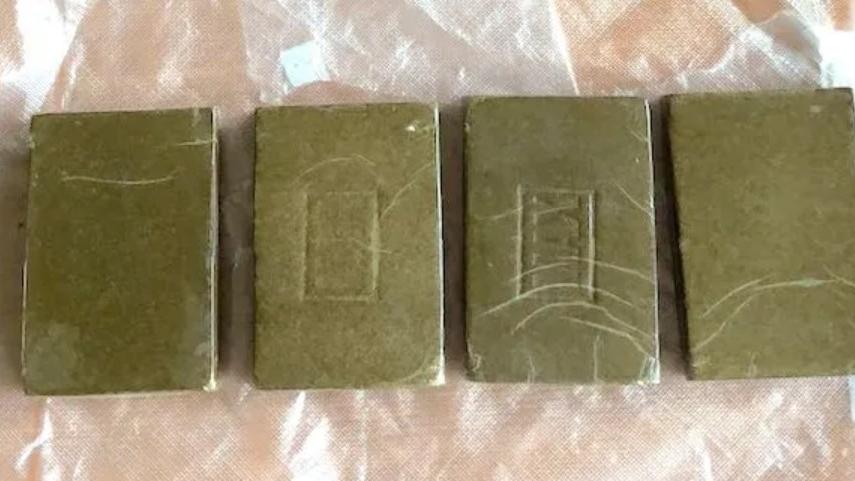 Prato, spacciatore fermato con un carico di hashish
