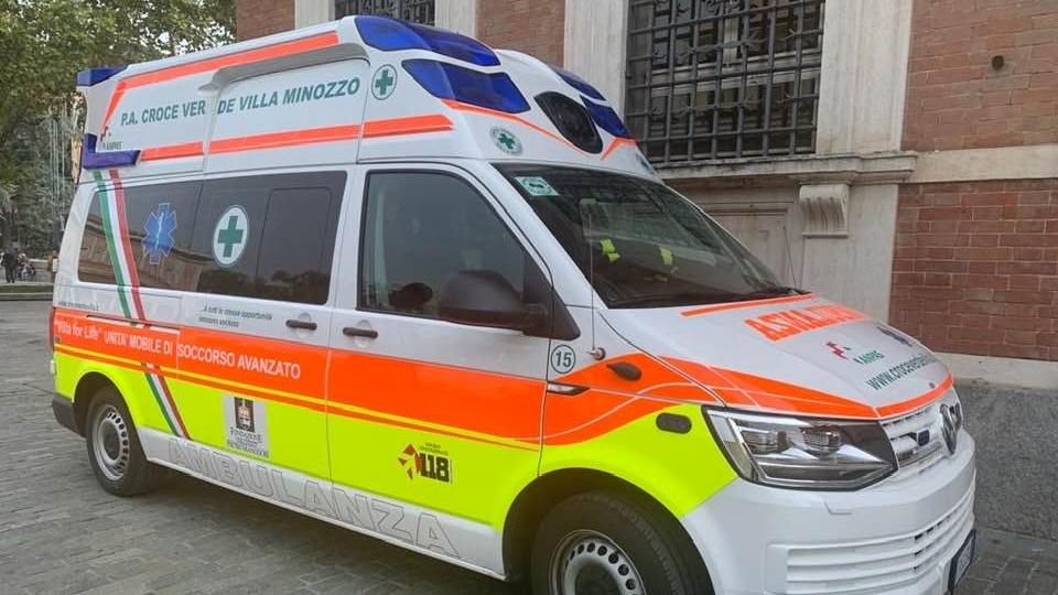 Ciclista si accascia e muore per infarto durante la salita