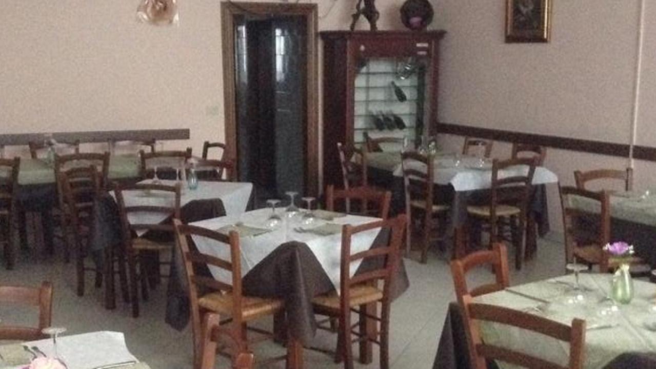 L'interno del ristorante "Il Saraceno" di via Garibaldi