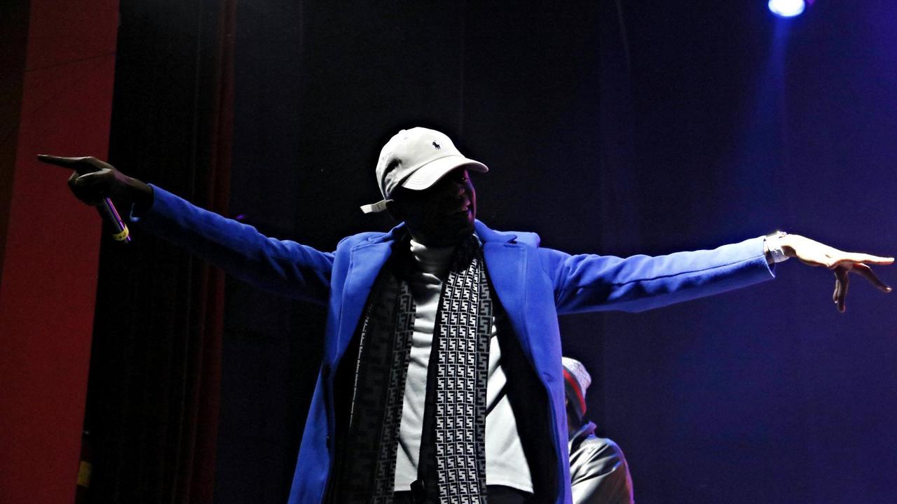 Un'esibizione di "Bello Figo" a Livorno (foto d'archivio)