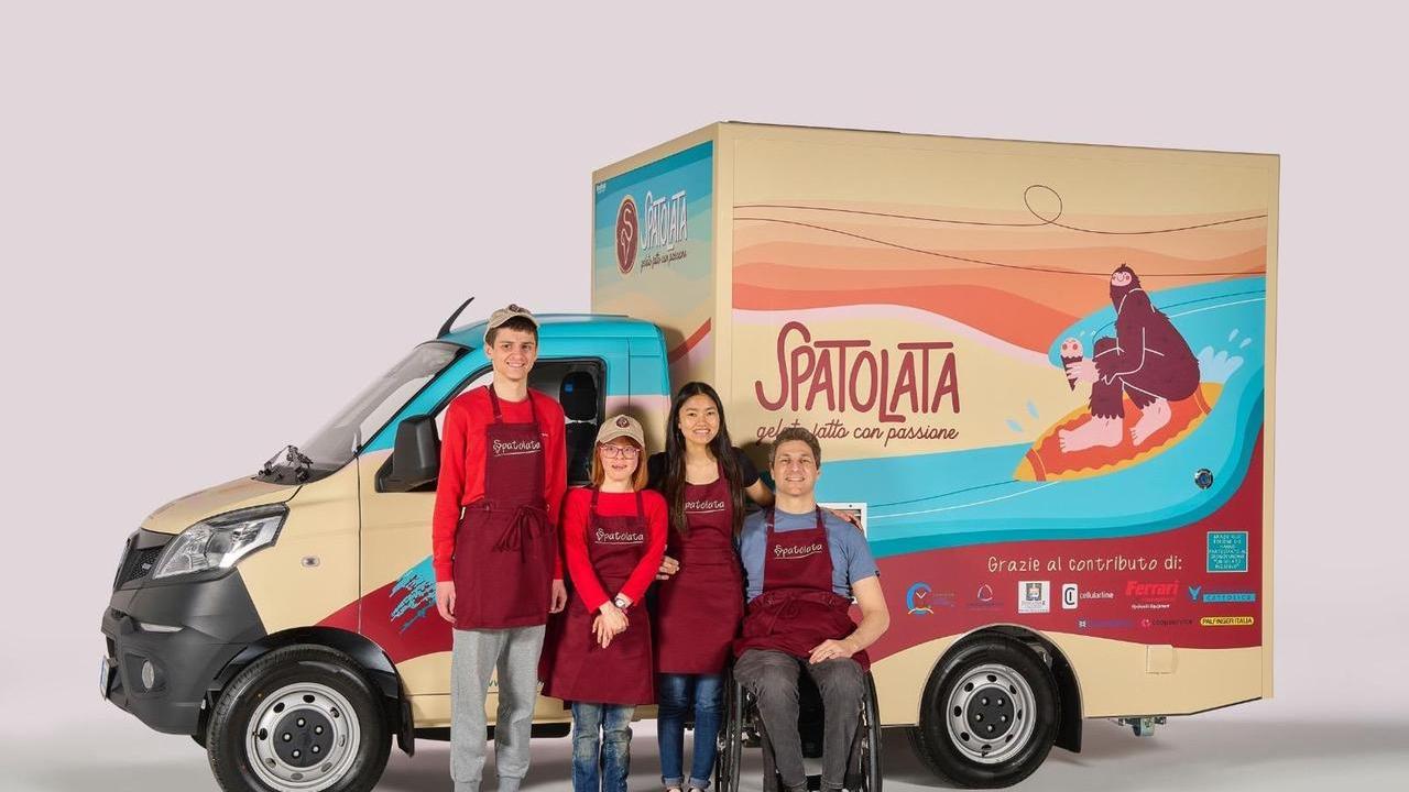 La gelateria Spatolata in tour con il nuovo furgone