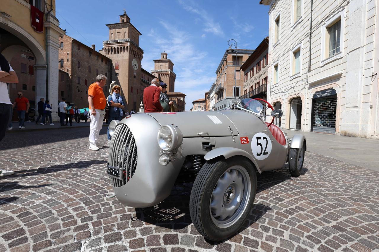 Ferrara in festa con le auto storiche