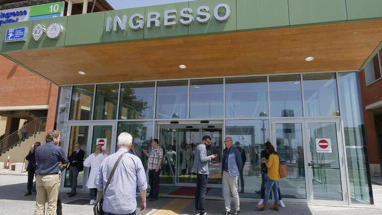 Uno degli accessi di Cisanello a Pisa