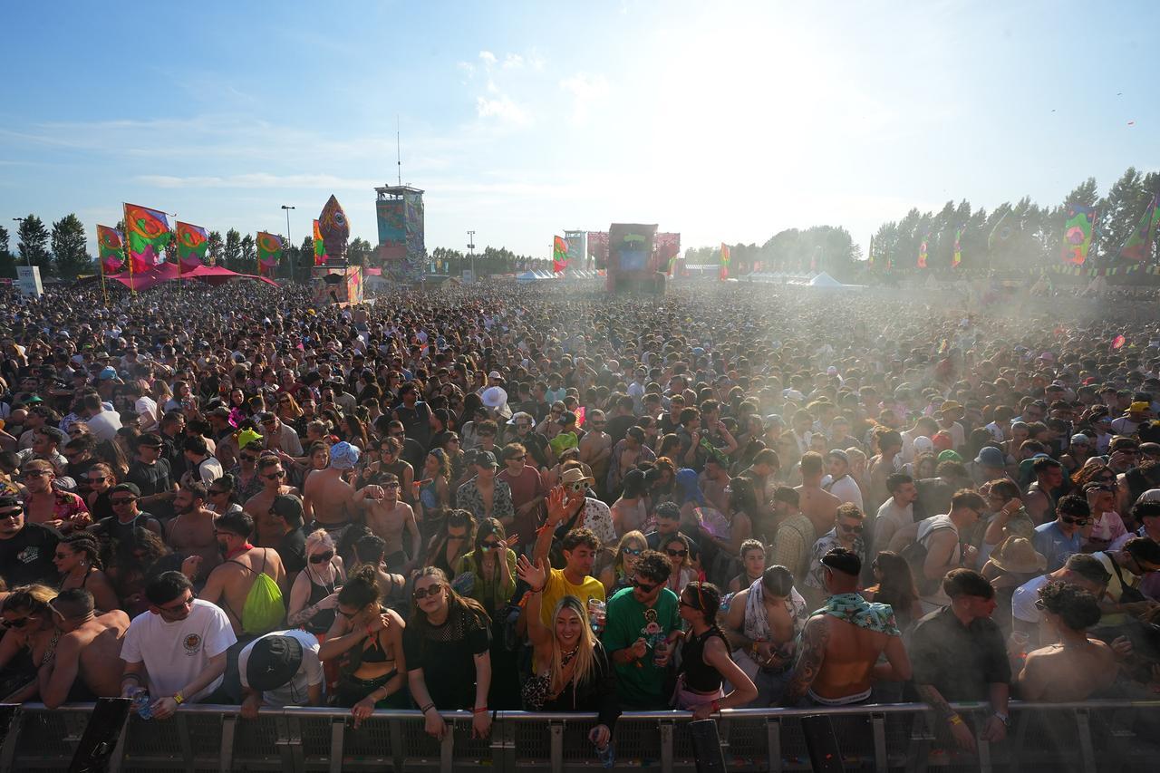 elrow Town Festival: spray al peperoncino e furti, ma il bilancio è migliore del 2024