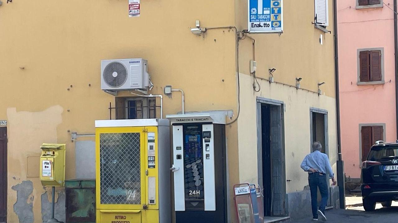 Reggio Emila, ladro picchia un poliziotto e scappa: il complice invece viene arrestato