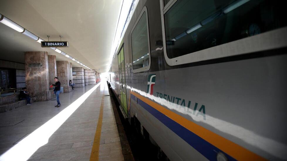 Per chi viaggia sulla linea Firenze-Lucca-Viareggio previsti rimborsi del 20%
