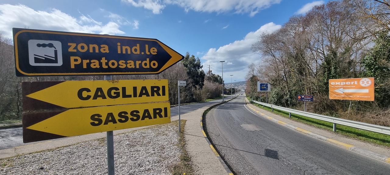 
	La zona industriale di Pratosardo (foto Massimo Locci)

