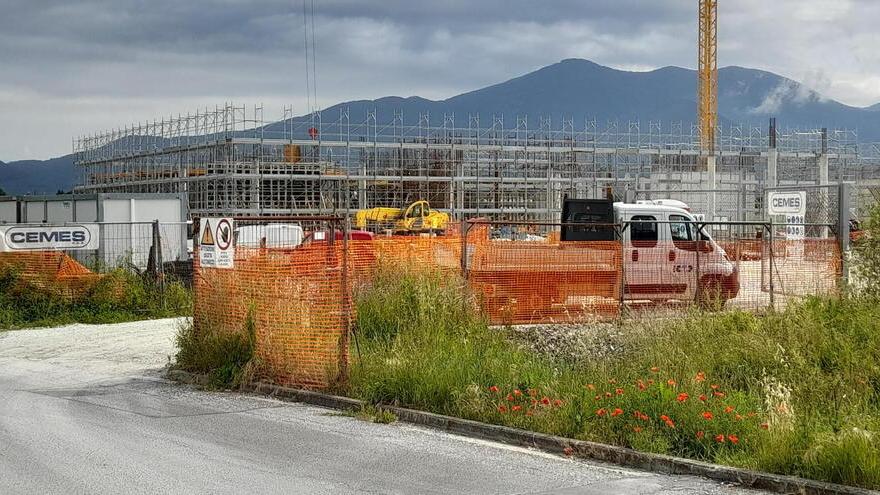La struttura dei primi edifici del polo scientifico della Scuola Sant’Anna in zona Praticelli