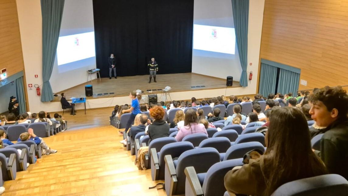Sassari, premiati gli studenti del progetto “PretenDiamo Legalità” della Polizia di Stato