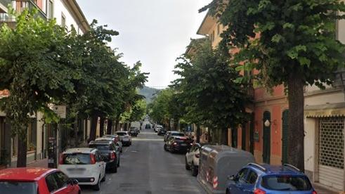 Viale Bicchierai a Montecatini: qui c'è stata la tentata rapina
