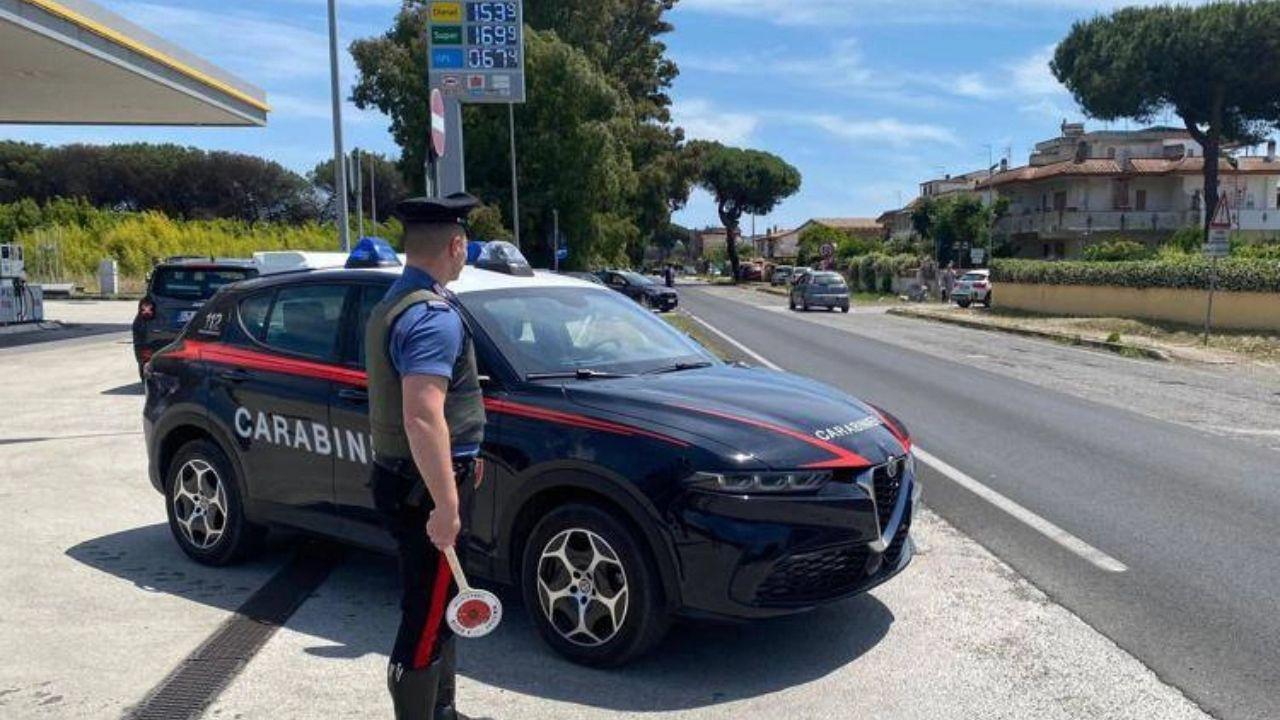 
	Controlli dei carabinieri (foto Adn Kronos)

