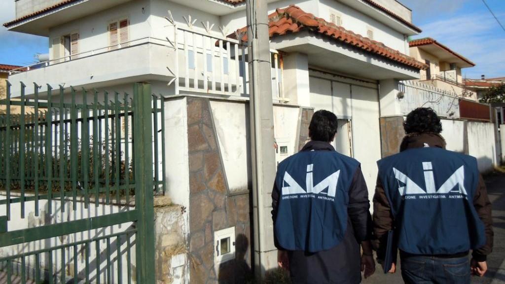 Antimafia, contatti tra l’isola e organizzazioni criminali del sud Italia: cresce il traffico di droga