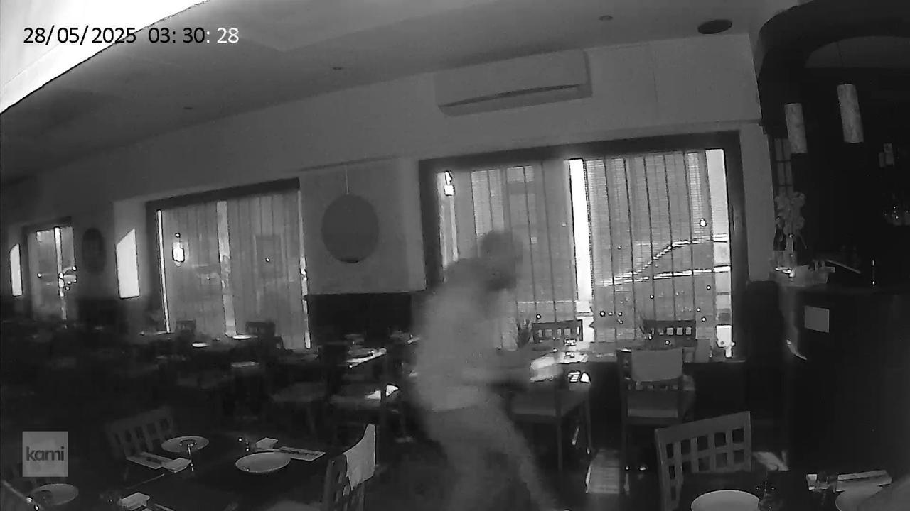 Livorno, due furti in due giorni da “Sakura”: ladro ripreso dalle telecamere