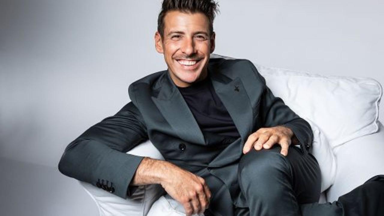 
	Francesco Gabbani

