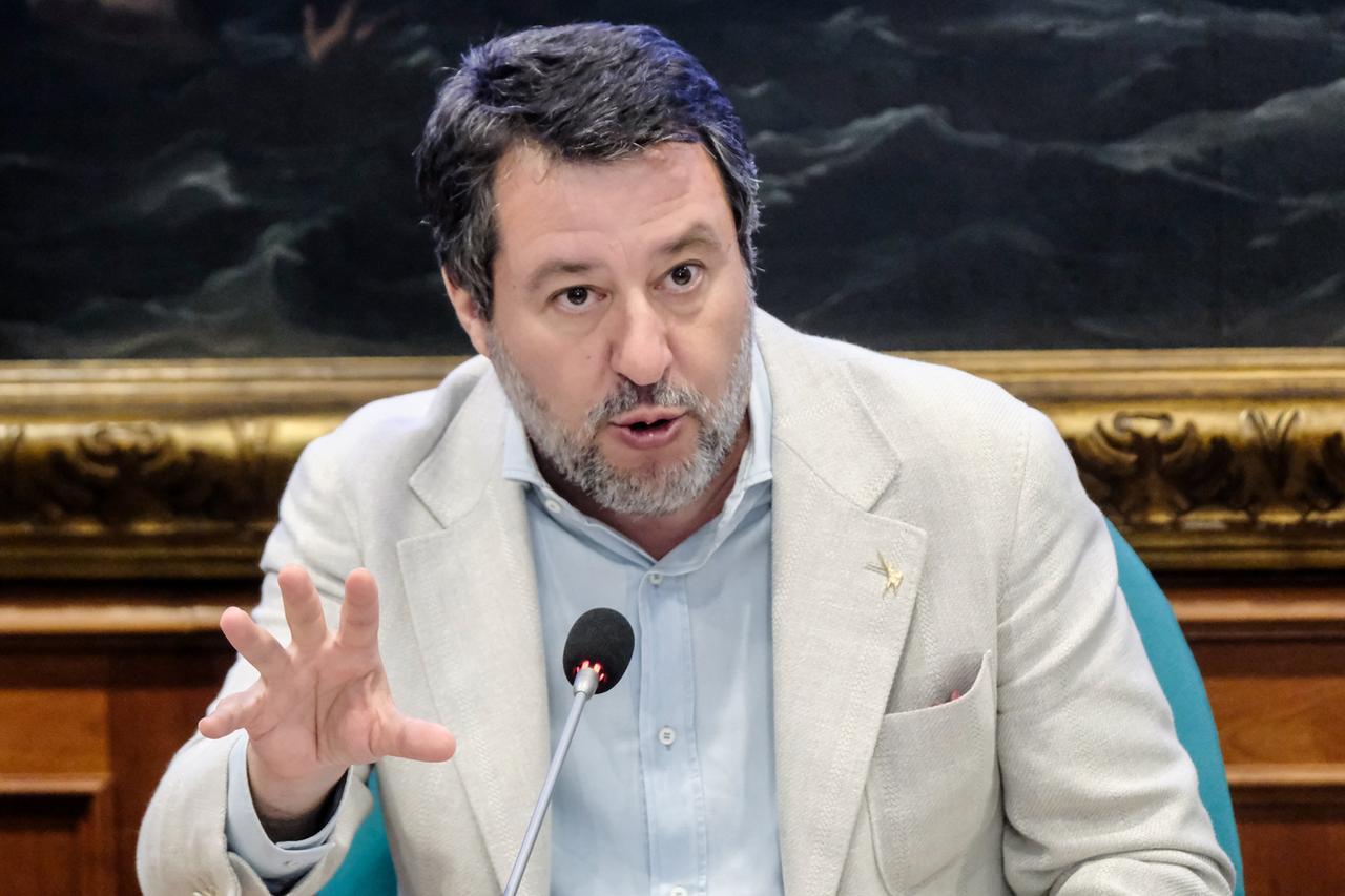 
	Il ministro Salvini

