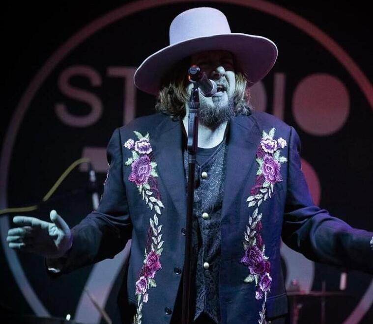 A Lido di Camaiore un’estate a tutta musica sul palco del New Bar Vittoria<br>
