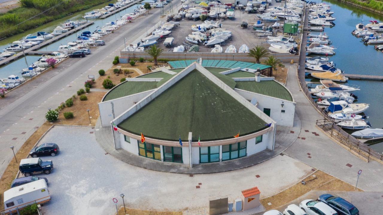 Il porto turistico delle Terre Rosse