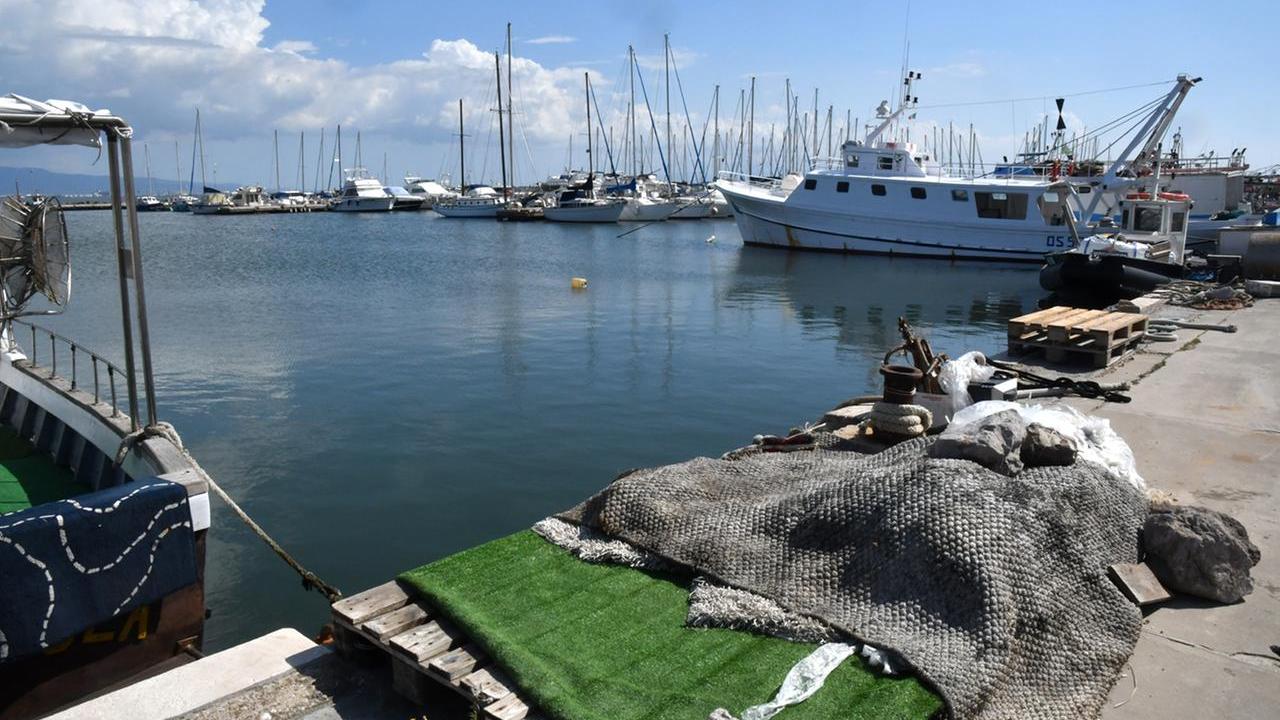 Imbarcazioni nel porticciolo di Torregrande