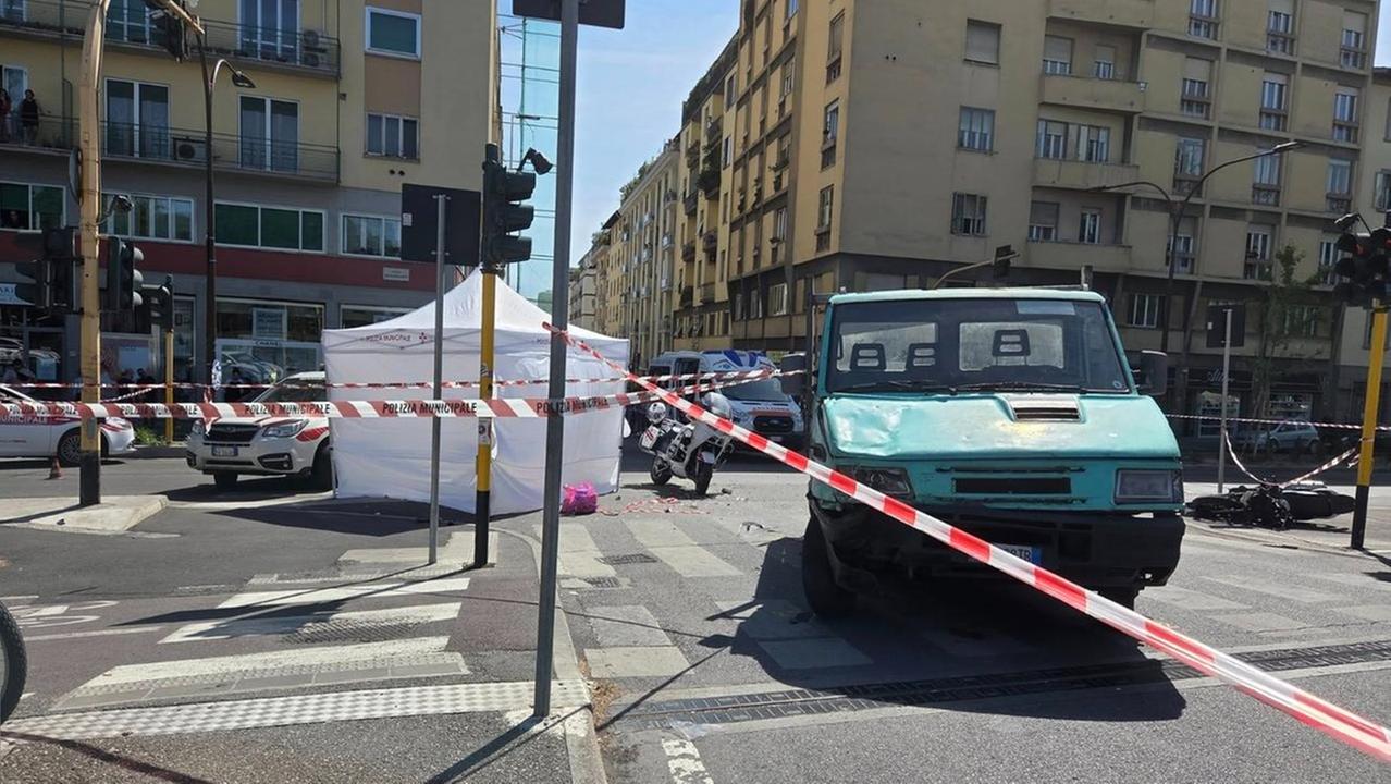 L'incidente mortale a Firenze (foto Facebook Traffico Firenze)