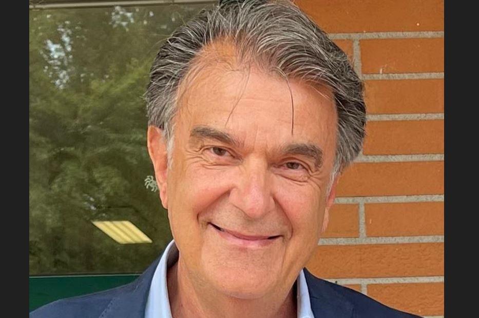 Regina a Ferrara col suo nuovo giallo: «Narro luci e ombre presenti in noi»