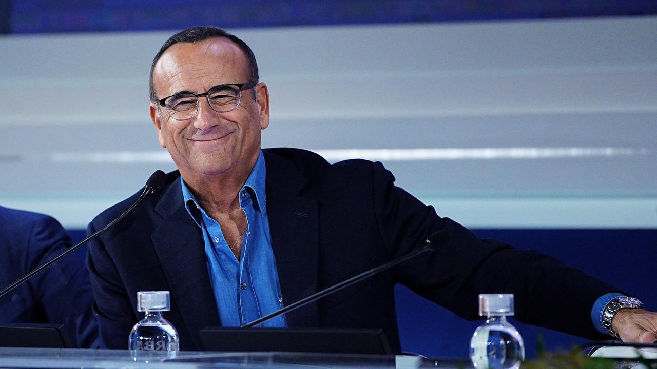 Carlo Conti durante la presentazione della scorsa edizione