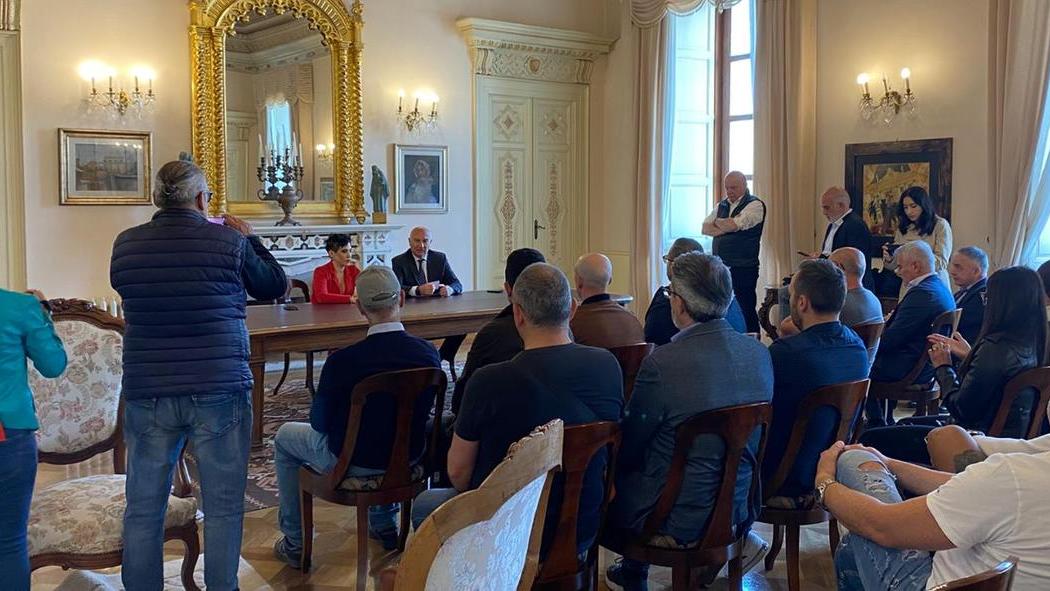 San Martino tra dubbi e speranze: oggi arriva il piano della Regione