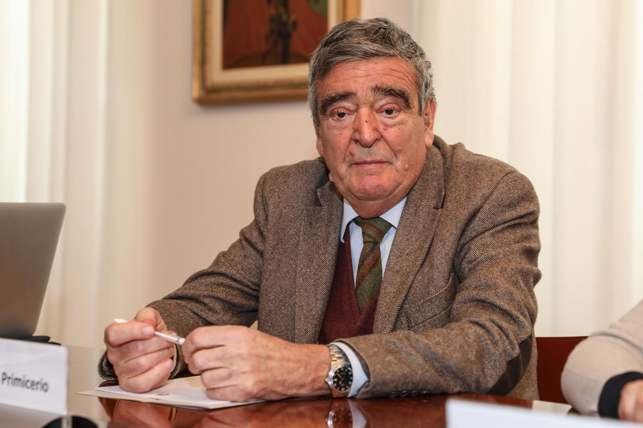 
	Mario Primicerio

