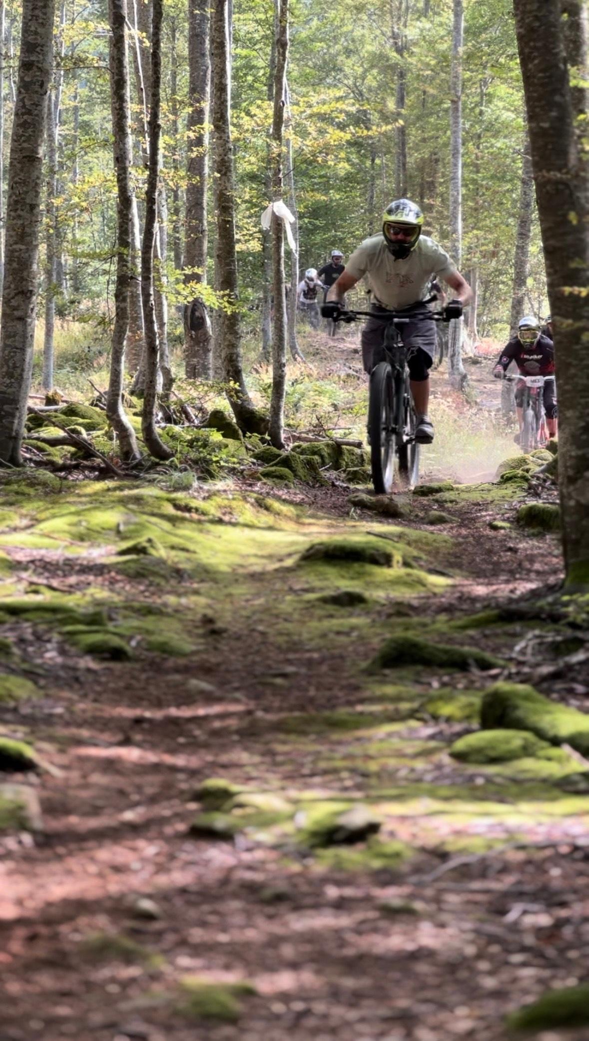 Alpe di Cusna, rinascita ad alta quota: il campionato di downhill apre la stagione della svolta