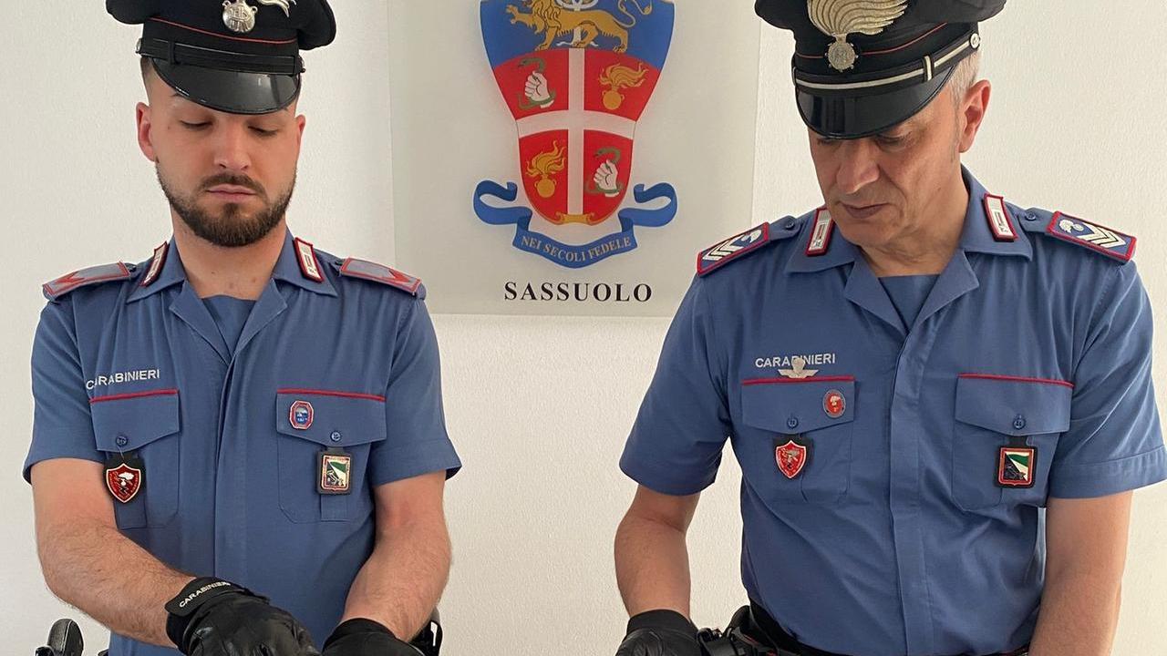 Torna a casa dopo 3 giorni: la trova occupata e trasformata in un covo di spaccio