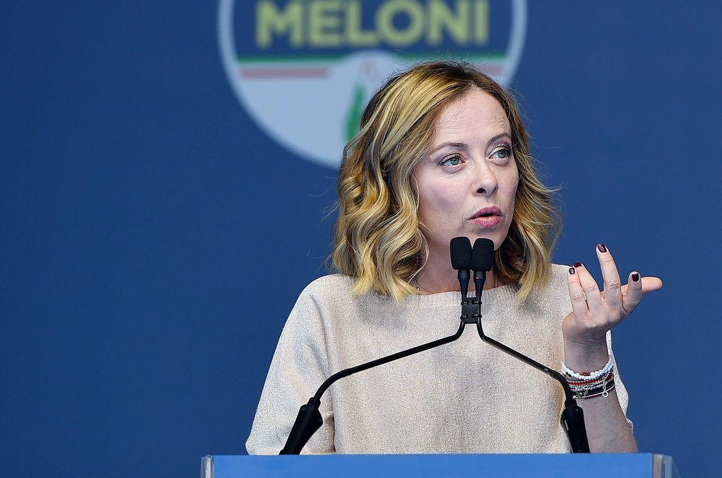 Minacce alla figlia di Giorgia Meloni: «Ti auguro la stessa fine di Martina Carbonaro»