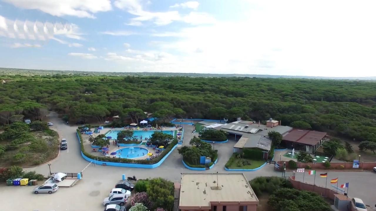 Una veduta aerea del Camping Li Nibari nel territorio di Sorso