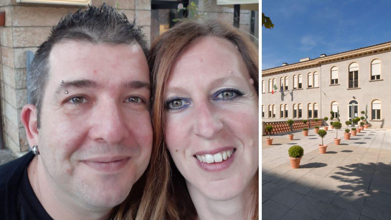 Matteo Francesconi con la moglie Silvia Soldaini e a lato la struttura di Volterra