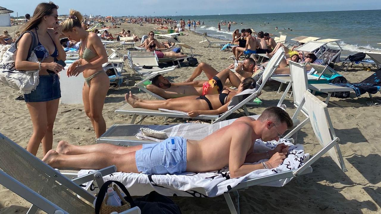 Lidi di Comacchio presi d’assalto: «Weekend da incorniciare»