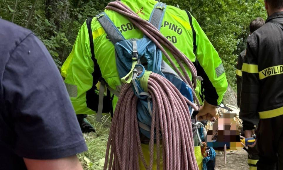 Scivola lungo il sentiero della Pietra di Bismantova: ferita una donna di Formigine
