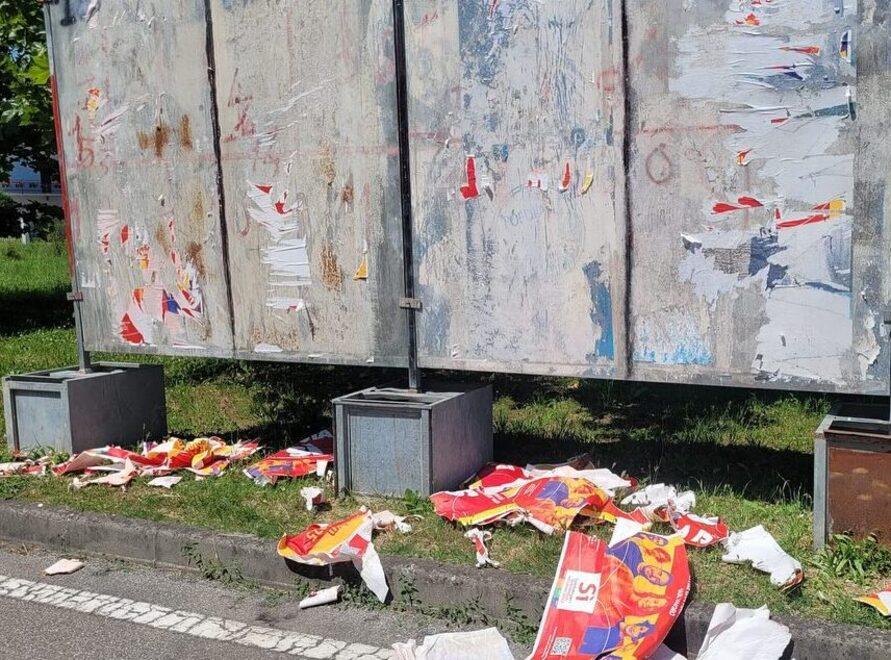 Cento, strappati i manifesti per i 5 Sì. Il Pd: «La democrazia spaventa»