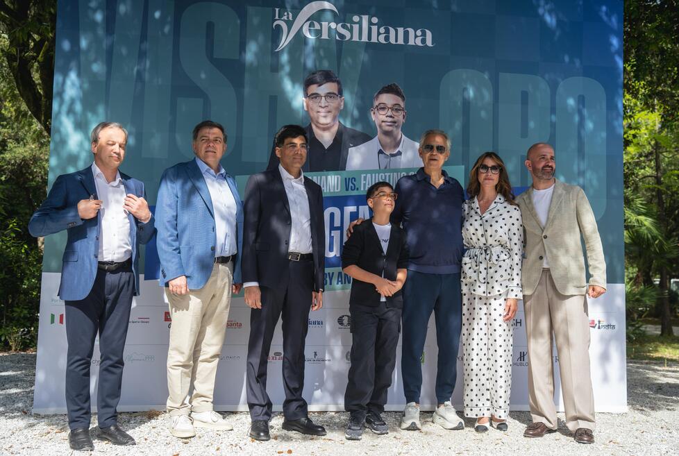 
	Vishy Anand e Faustino Oro alla Versiliana

