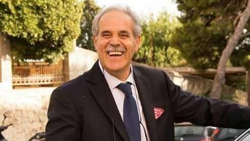 Il sindaco sul web: «Attenti a questa donna». Ma lei cercava soltanto i suoi gatti